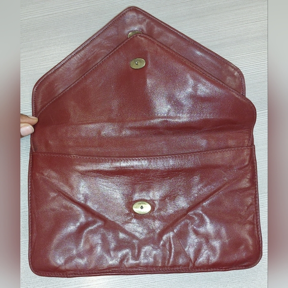 GIMBEL BROTHERS LEATHER CLUTCH - Picture 3 of 10